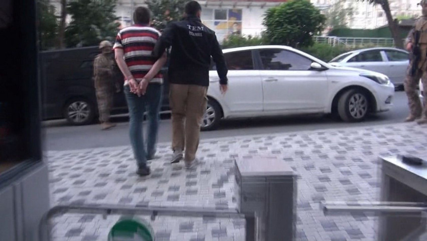 İstanbul'da DEAŞ operasyonu: El Kaide yanlısı paylaşım yapan 15 şüpheli gözaltında - Resim: 2