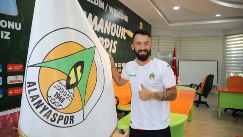 Alanyaspor Emmanouil Siopis'i renklerine bağladı