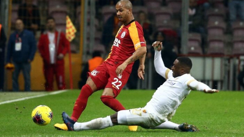 Süper Lig: Galatasaray: 2 - Kayserispor: 0 (İlk yarı)