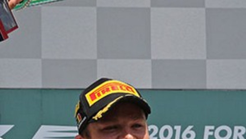 Rosberg'den 6. zafer !