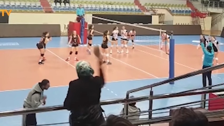 İzmir'de antrenöre anne terliği