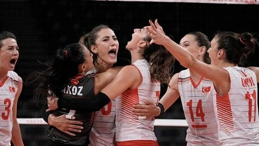 Bravo kızlar! Filenin Sultanları çeyrek finalde