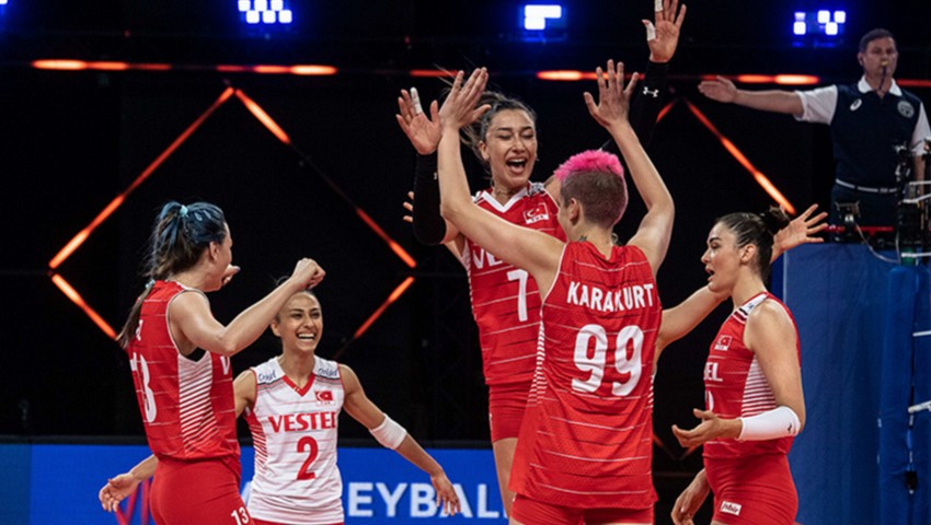 Çekya'yı deviren Filenin Sultanları Çeyrek Final'de