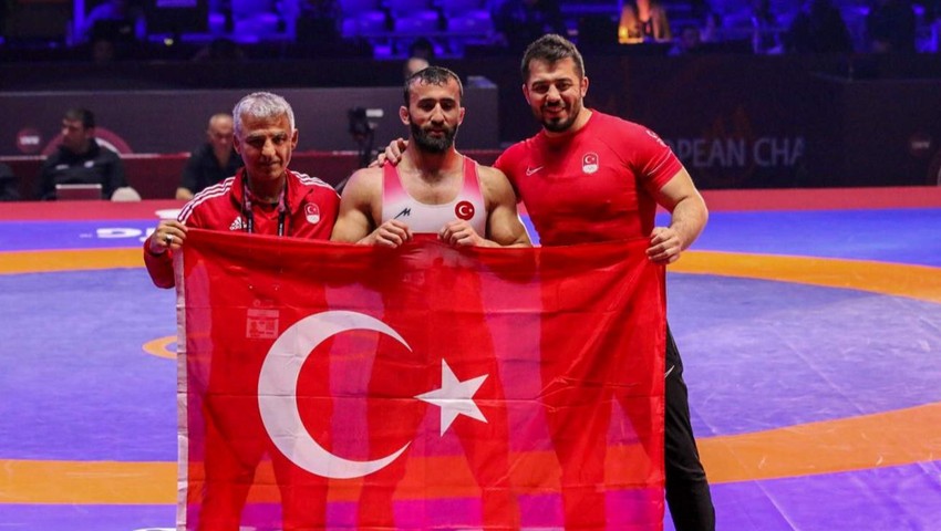 Milli sporcu Türkiye'ye Avrupa Şampiyonu olarak dönüyor