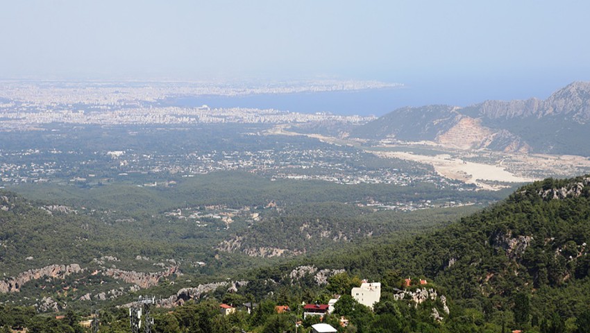 Antalya'da 409 konut arsası satışa çıkıyor