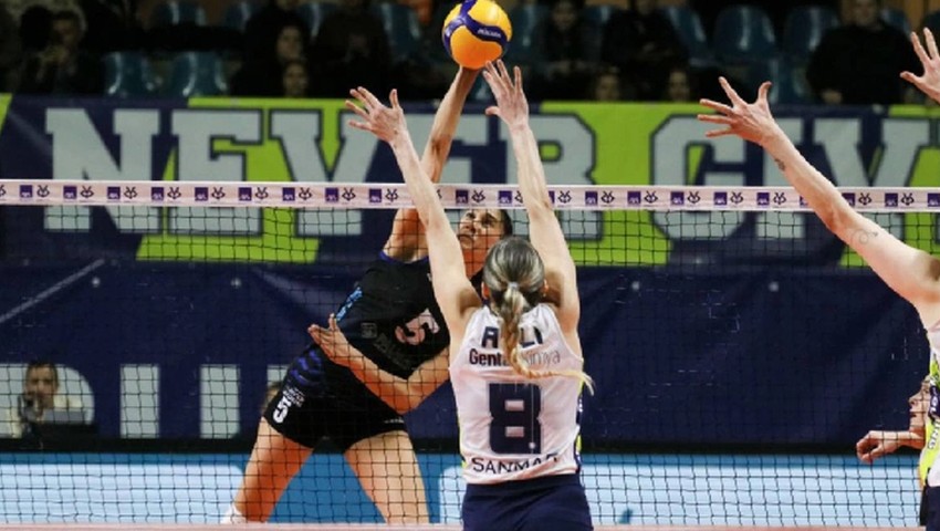 Fenerbahçe Opet yarı finalde