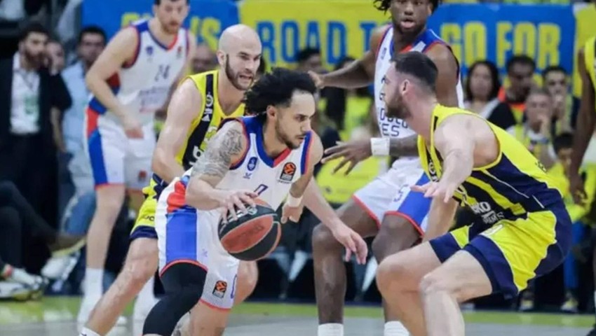 Fenerbahçe ile adı anılıyordu: Shane Larkin 4 yıllık sözleşme imzaladı