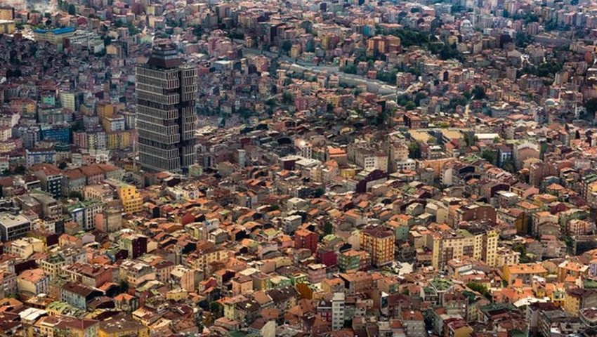 İstanbul'da deprem dönüşümünde krizin yeni adı ev sahipleri