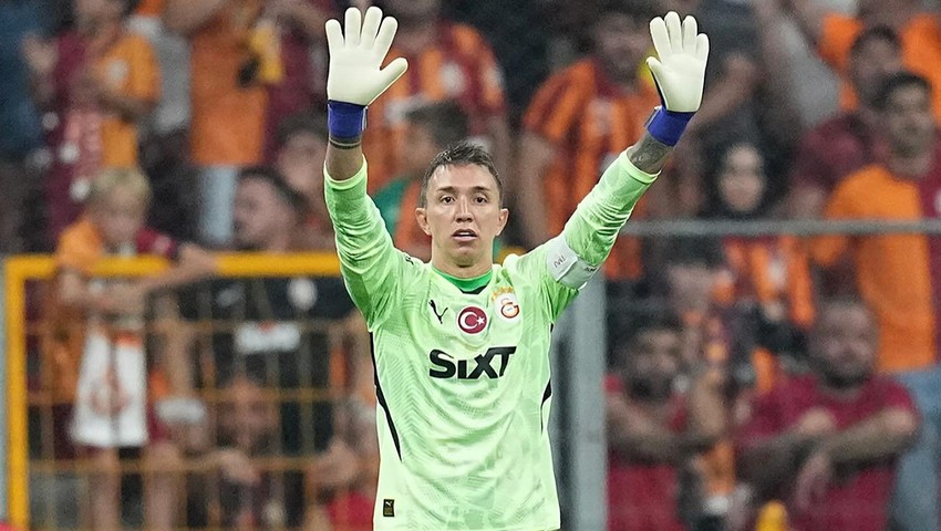 Galatasaray'da Fernando Muslera depremi