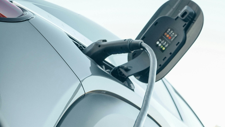 İkinci el araçta tercihler değişti: Benzinli mi, dizel mi, elektrikli mi, hibrit mi ?