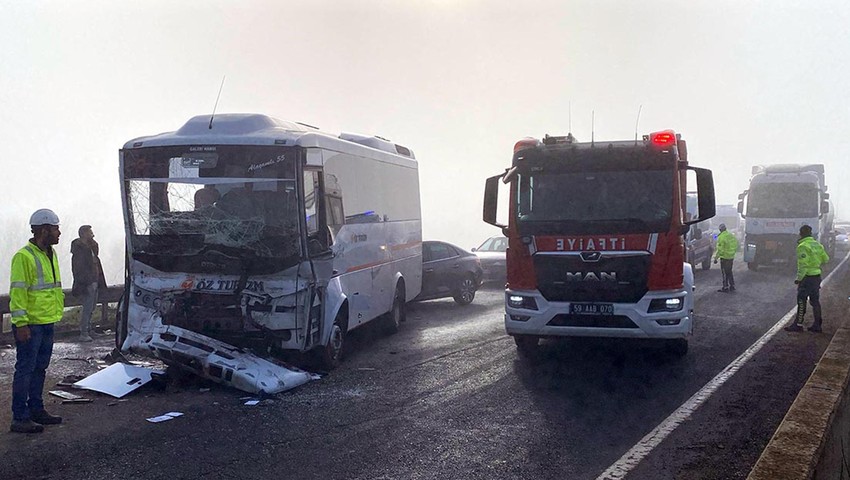 Tekirdağ'da ''sis'' kazası: Yaralılar var