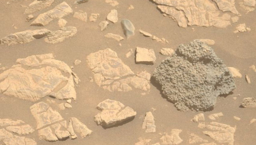 Kızılgezegen'de bir ilk... NASA Mars'ta ''patlamış mısır'' buldu