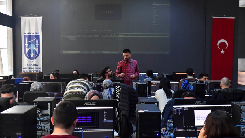ABB'den kariyer desteği: Ansera TechBridge’de ''Akademi Ankara'' eğitimleri devam ediyor