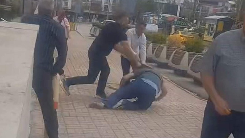 Adliyenin önü savaş meydanına döndü
