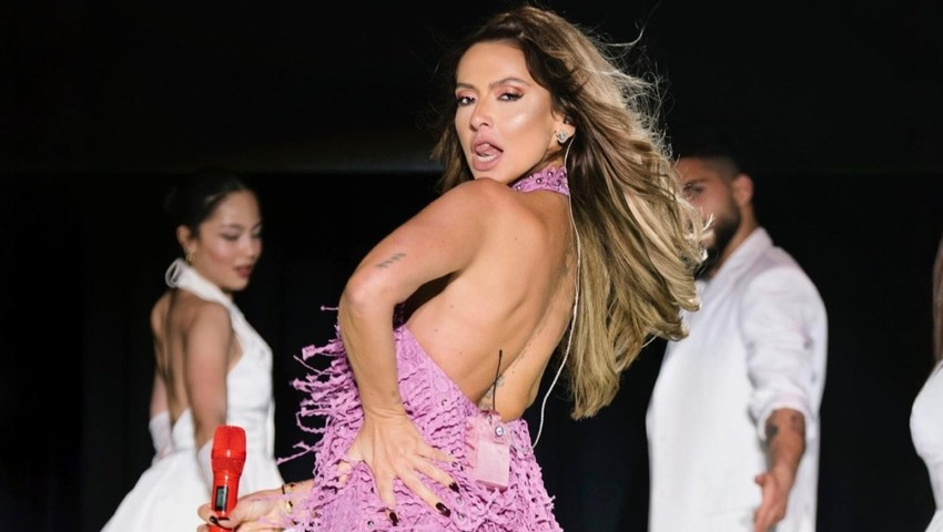 Hadise konserinde Hadise'den hadise olan motivasyon konuşması!