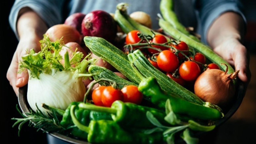 Meyve-sebze değil, zehir yiyoruz! 155 ürünün 61'inde pesitist tespit edildi