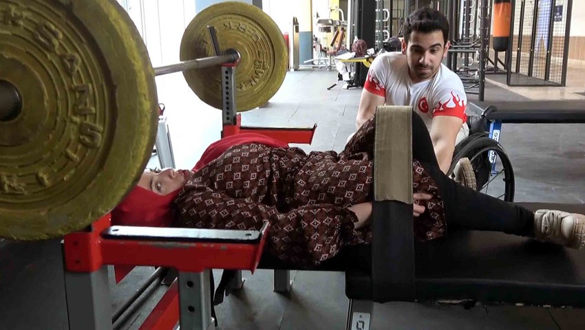 Onlar Türkiye'nin ''engel tanımaz'' haltercileri!