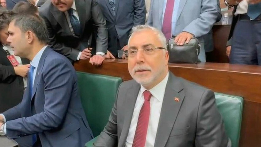 Ev hanımlarına emeklilik müjdesi, asgari ücrete ara zam için umutlandıran açıklama!
