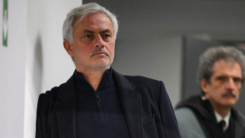 Fenerbahçe'den kovulan Mourinho'ya sürpriz teklif