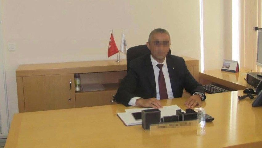 Banka müdürü gölde ölü bulundu
