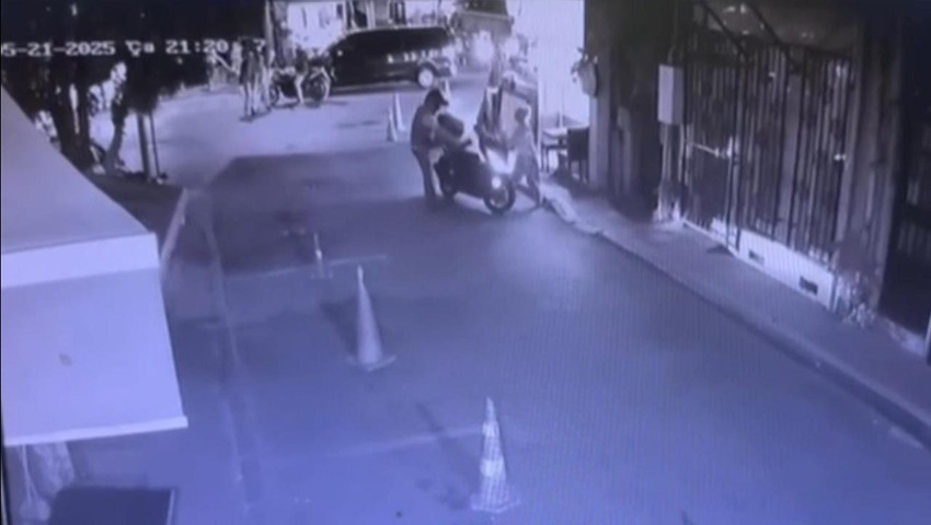 Kadın veli, çocuğunun sınıf arkadaşının babasını bıçakladı - Resim: 1