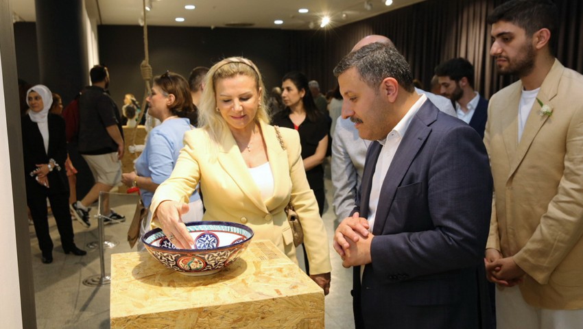 Zıtlık sergisi Küçükçekmece'de Galeri Cennet'te kapılarını araladı