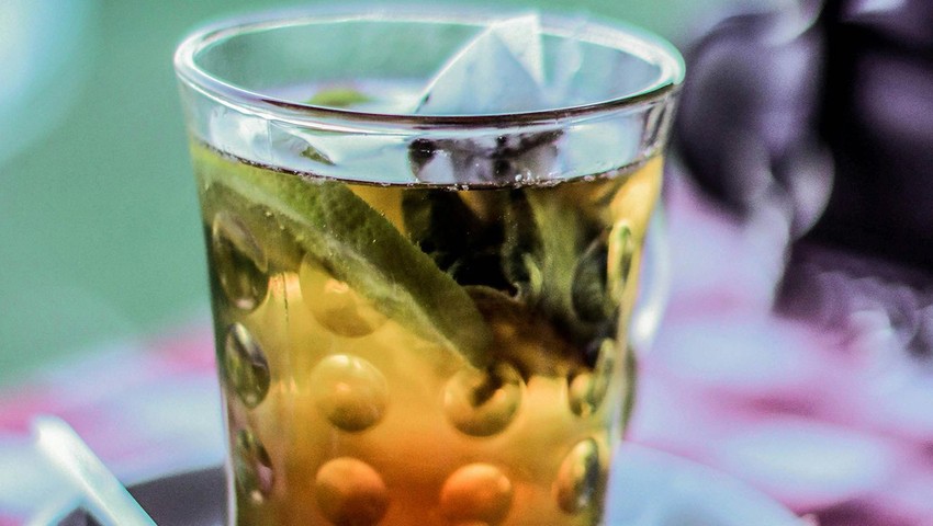 Sağlık versin diye tüketilen bitki çaylarının içinden çıkanlar şoke etti!