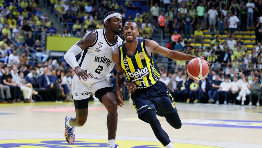 Fenerbahçe final serisinde Beşiktaş karşısında 2-0 öne geçti