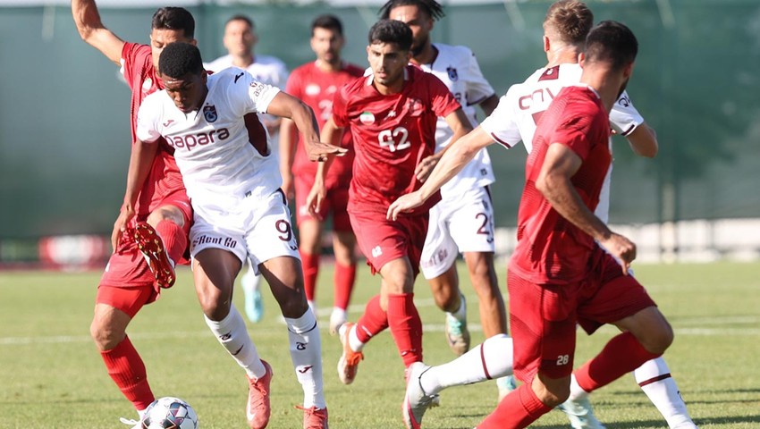 Trabzonspor - Persepolis maçında gol sesi çıkmadı