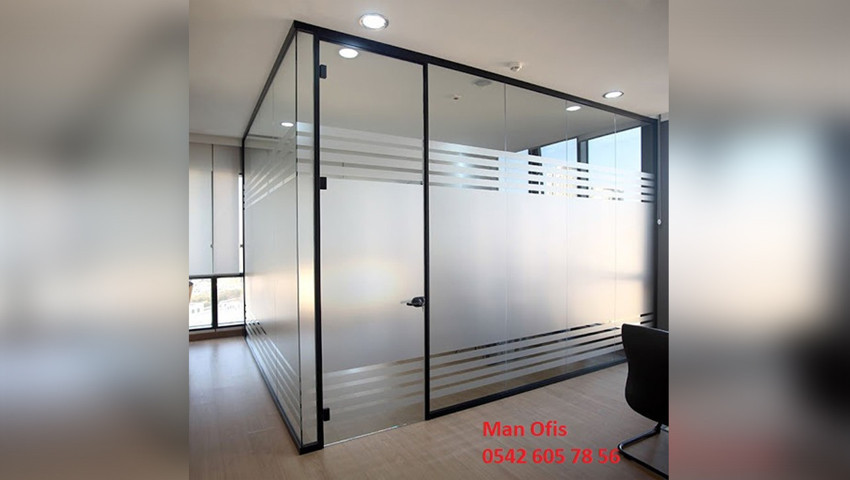 Ofislerde Yeni Dönem: Bölme Duvar Sistemleri ile Estetik ve Fonksiyonellik Bir Arada