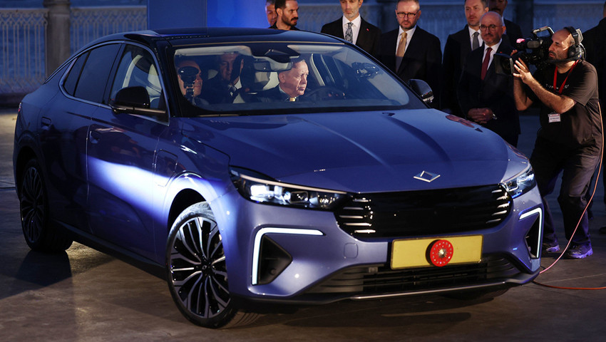 Yollara çıkan ilk TOGG T10F Cumhurbaşkanı Erdoğan'ın oldu