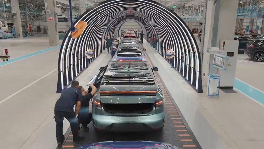 Türkiye'nin otomobili Togg 10F için heyecanlı bekleyiş sona erdi