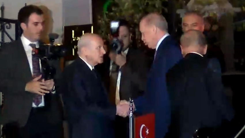 Kriz iddiaları sonrası ilk görüşme: Erdoğan, Bahçeli'yi ziyaret etti