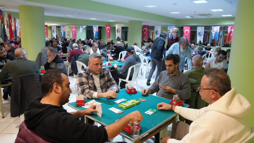 Kartal'da briç heyecanı: 14. Atatürk’ü Anma Briç Turnuvası sporcuları bir araya getirdi