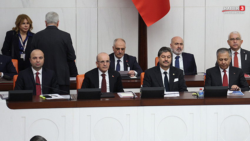 Bakan Şimşek ''Vergi borçları silinecek mi ?'' iddialarına yanıt verdi