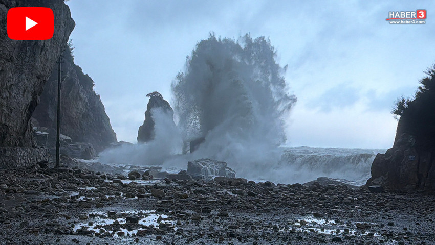 Karadeniz fırtınayla kudurdu; dalga boyu 8 metreyi aştı!