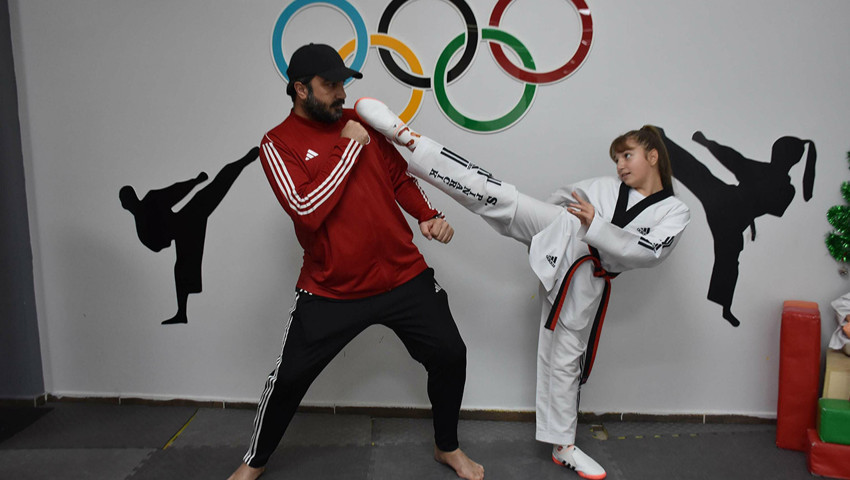 Bir dünya şampiyon yetişiyor... Baba kızın yeni hedefi Dünya Şampiyonluğu...