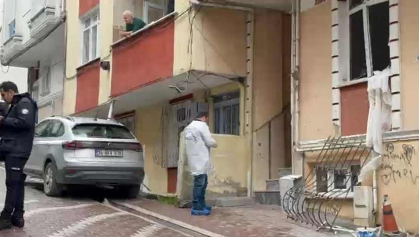 İstanbul'da 4 katlı binada esrarengiz patlama: İki kişi kayıplara karıştı!