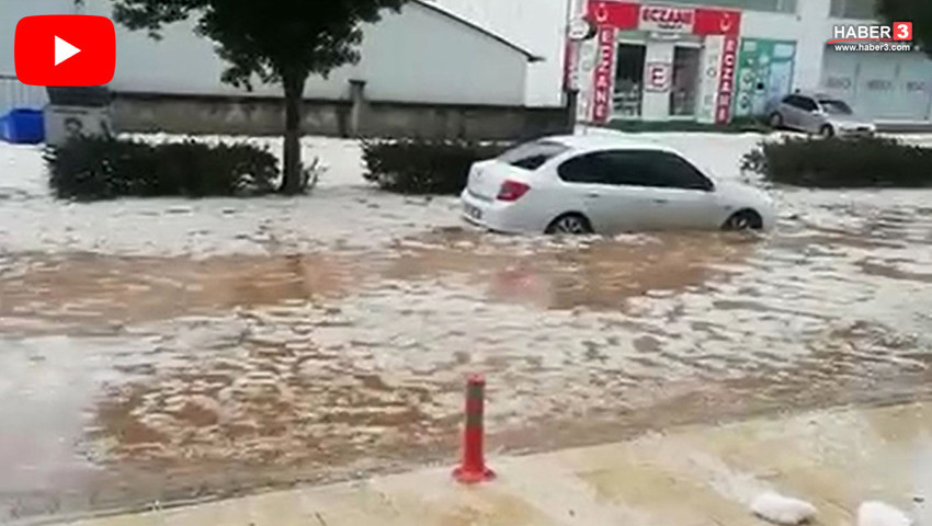 Turizmin başkentini sağanak ve dolu birarada vurdu; her yer sular altında!