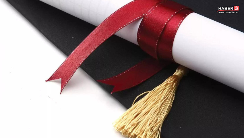 Üniversitede görülmemiş skandal: Kendisini öğrenci olarak sisteme kaydetmiş!