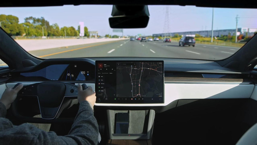 Tesla'dan tarihi karar: İki modelin üretimi durduruluyor