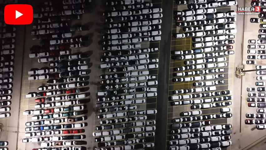 İstanbul Haydarpaşa Limanı'nda ''sıfır km araç'' seferberliği: Yüzlercesi geldi