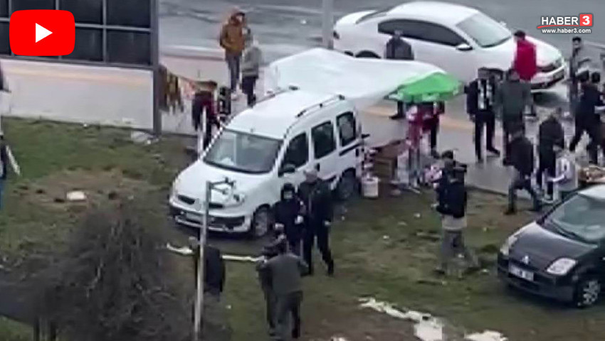 Sokak ortasında bıçaklı dehşet anında bir genç kız baygınlık geçirdi!