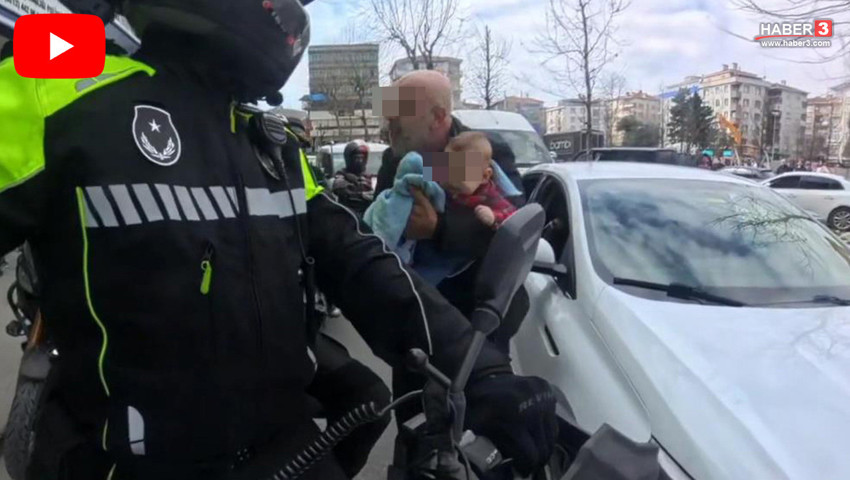 Minik bebek İstanbul trafiğindeki ölüm kalım savaşını motosiklet üzerinde kazandı