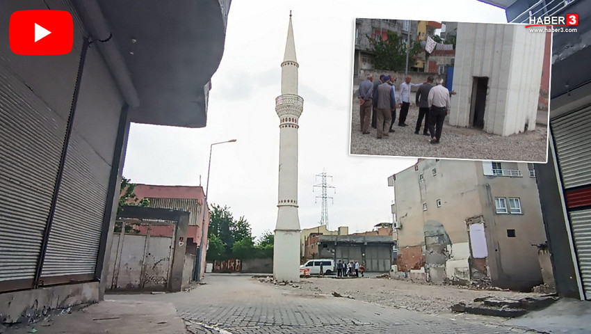 Batman'da ilginç görüntü: Yarım asırlık cami yıkıldı, geriye sadece minaresi kaldı!