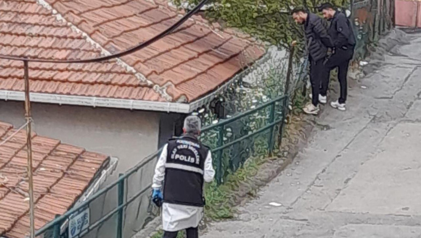 İstanbul'da film gibi olay: Bahçesinde bulduğu çantadan cephanelik çıktı!