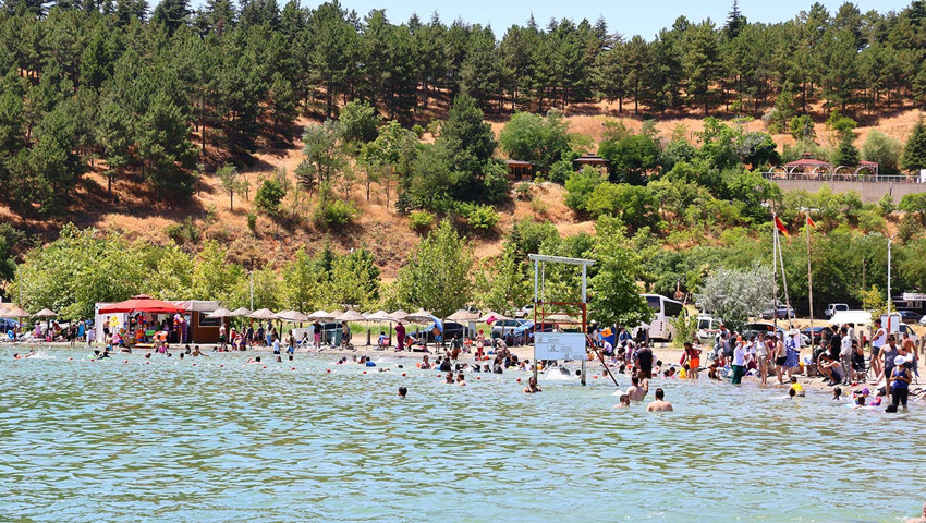 Ege ve Akdeniz sahillerini aratmayan ''saklı deniz'' dolup taştı