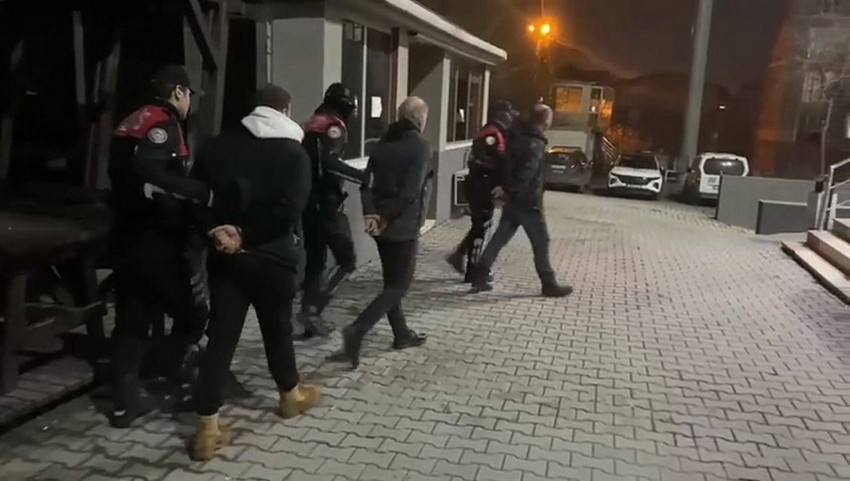 İstanbul'un sahte polisleri yakalandı: Üzerlerinden çıkanlar şoke etti - Resim: 3