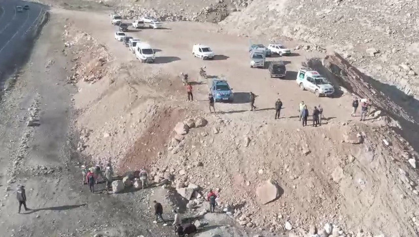 Kayıp olarak aranan kız çocuğu dron ile bulundu - Resim: 2