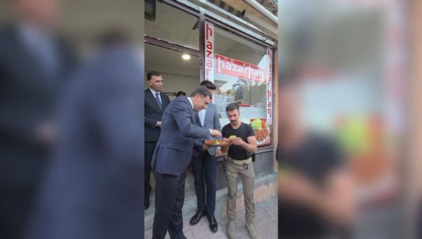 Koruma polisine çiğköftesiz çiğköfte ikram eden Vali bu sefer işi tatlıya bağladı - Resim: 1